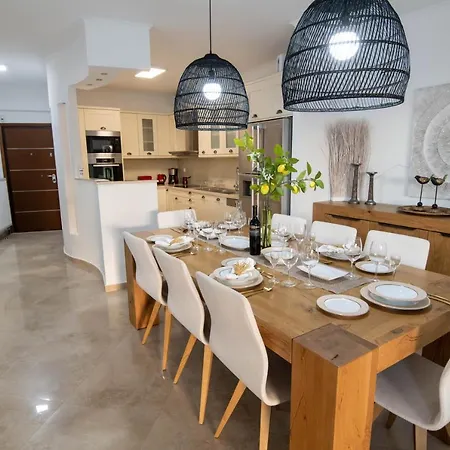 Helen Luxury House With Sea View Rétino