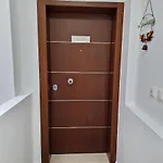 Helen Luxury House With Sea View Апартаменты *