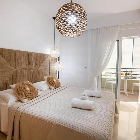 Helen Luxury House With Sea View Апартаменты Ретимно